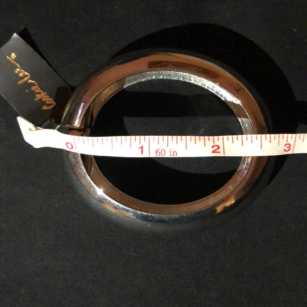 Bangle bracelet - Picture 2 of 3